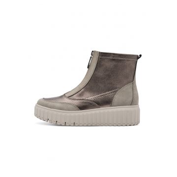 Ghete de piele cu garnituri din material textil