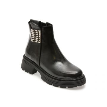 Ghete GRYXX negre, 2062172, din piele naturala lacuita