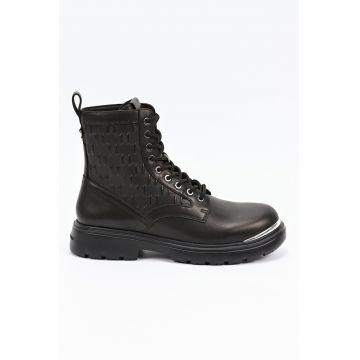 Botine de piele cu segmente cu monograma