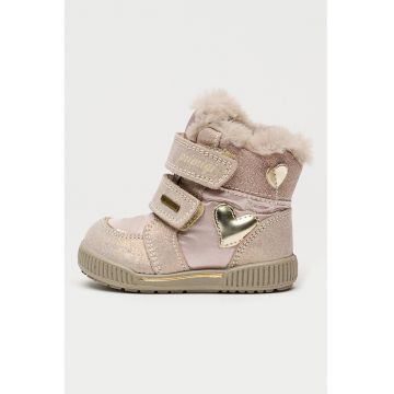 Ghete cu tehnologie Gore-Tex