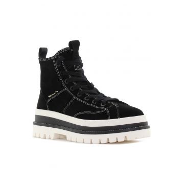 Ghete negre  pentru femei