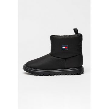 Ghete slip-on rezistente la apa