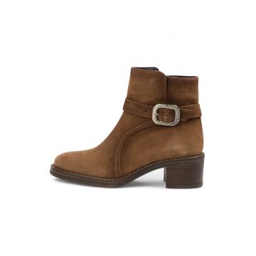 Botine de piele cu catarama