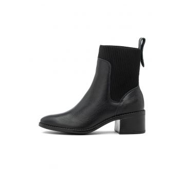 Botine din piele si material textil