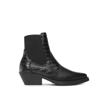 Ghete western din piele ecologica