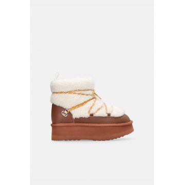 Botine de zapada cu sireturi si platforma