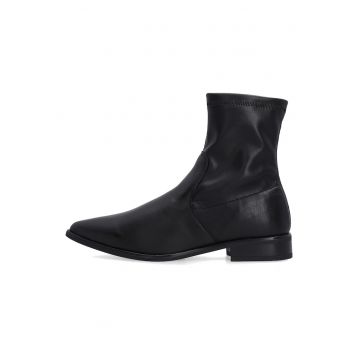 Botine negre cu varf ascutit 00