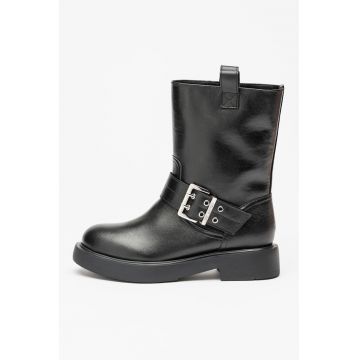 Ghete din piele cu catarama