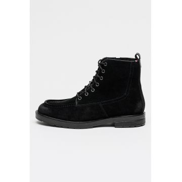 Ghete din piele intoarsa cu varf rotund