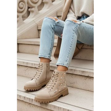 Bocanci dama Stelyana bej