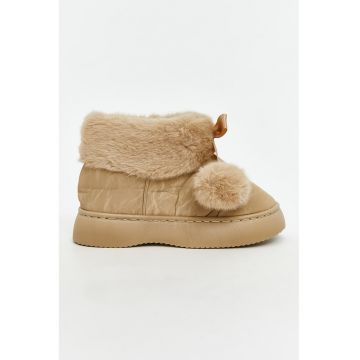 Ghete cu blana sintetica