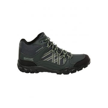 Ghete impermeabile pentru drumetie