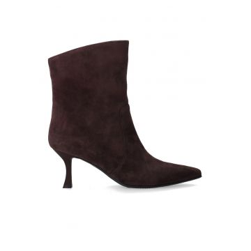 Botine din piele intoarsa cu toc