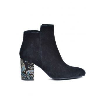 Ghete Dama Piele Naturala Rogue Negru