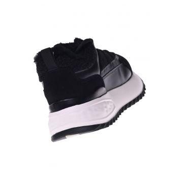 Ghete din piele intoarsa si material textil cu captuseala din piele de miel - Negru