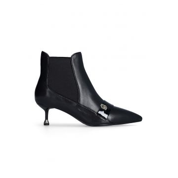 Botine Chelsea de piele cu monograma metalica - Negru