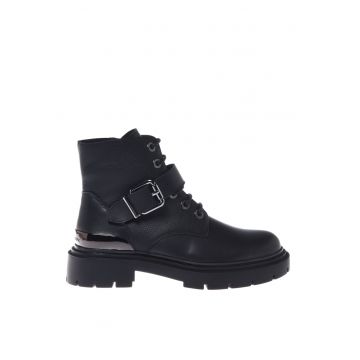 Ghete de piele cu catarama decorativa - Negru