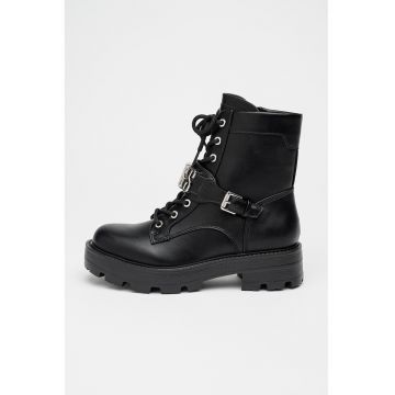 Ghete de piele ecologica cu logo metalic - Negru