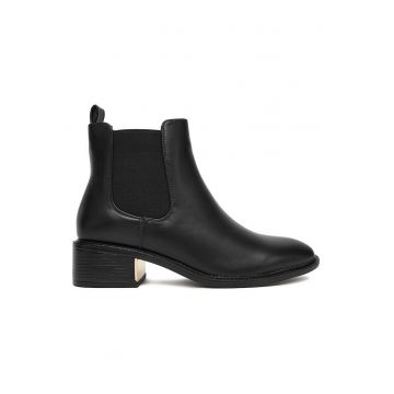 Botine dama -  material sintetic - negru - toc bloc - fermoar -