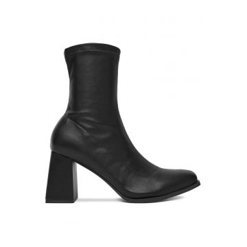 Botine de dama -  material textil - negru -