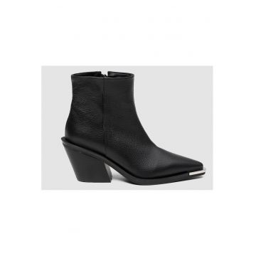 Botine din piele neteda cu varf ascutita - Negru