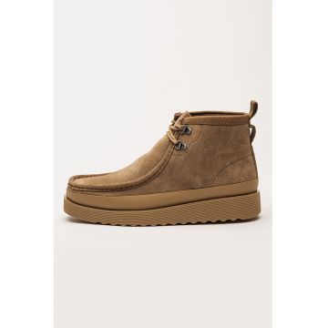 Ghete chukka de piele intoarsa Wallabee - Maro taupe deschis