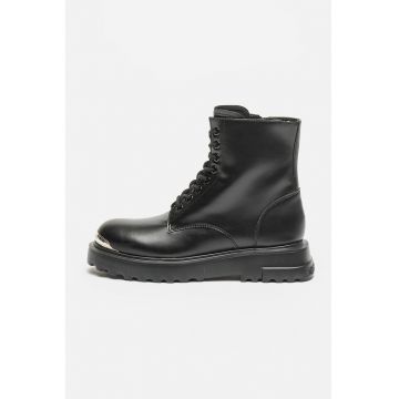 Ghete de piele cu aplicatie metalica - Negru/Argintiu