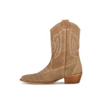 Botine tip cowboy cu toc