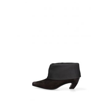 Botine de piele cu varf patrat Evanthe Ultra - Negru