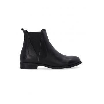 Botine din piele pentru femei cu insertii elastice