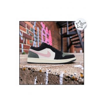 Pantofi Sport -  Air Jordan 1 Low SE - Multicolor - Piele Naturala Tranicie - Amortizare Air-Sole - Stil Streetwear - Marimea