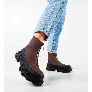 Ghete dama Isadora Maro