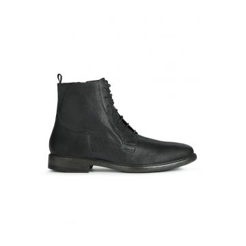 Ghete de piele cu insertii textile