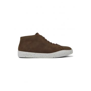 Ghete de piele nabuc