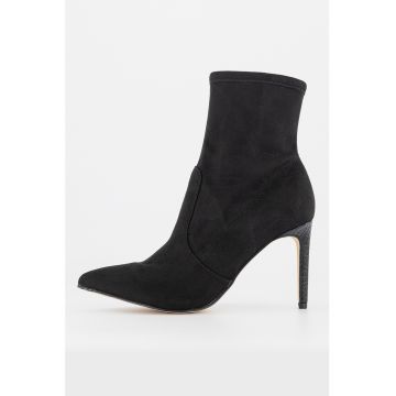 Botine din piele intoarsa sintetica cu varf ascutit Reves