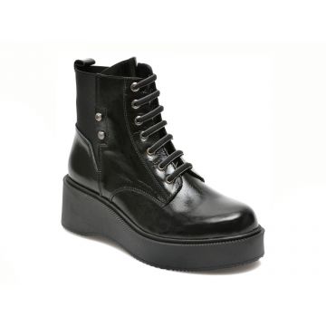 Ghete GOLD DEER negre, 632840, din piele naturala lacuita