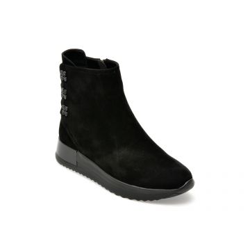 Ghete EPICA negre, K330014, din piele intoarsa