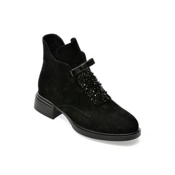 Ghete EPICA negre, K330039, din piele intoarsa
