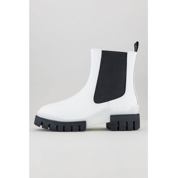 Ghete Chelsea de piele cu aspect masiv