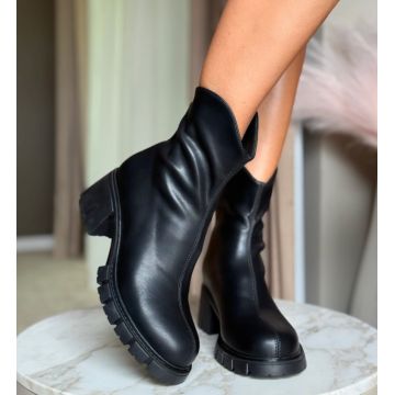 Ghete dama Siman Negre