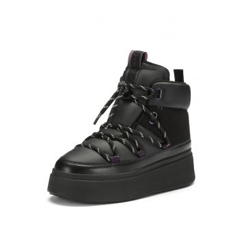Ghete wedge cu garnituri de piele ecologica