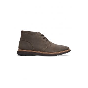 Ghete chukka de piele intoarsa Chantry
