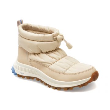 Ghete CLARKS bej, ATLTRIW, din material textil