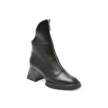 Ghete GRYXX negre, 23K3800, din piele naturala