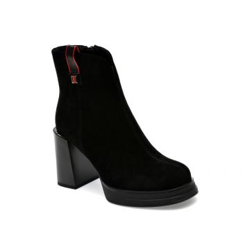 Ghete GRYXX negre, HS068, din piele intoarsa