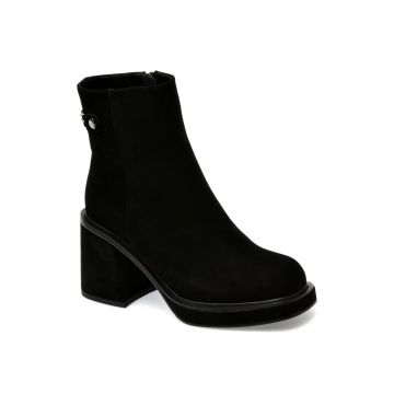Ghete GRYXX negre, L315, din piele intoarsa