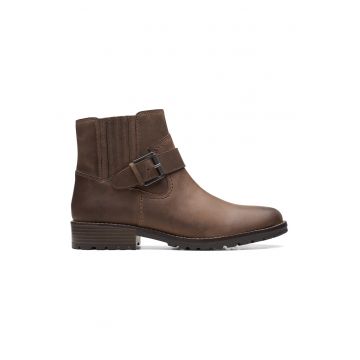Ghete de piele Well