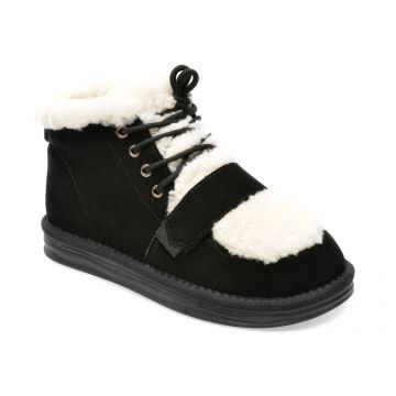 Ghete GRYXX negre, 8605, din piele intoarsa