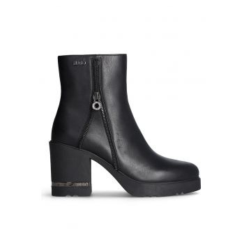 Botine de piele si piele ecologica cu fermoar