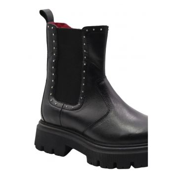 Ghete Chelsea de piele cu nituri